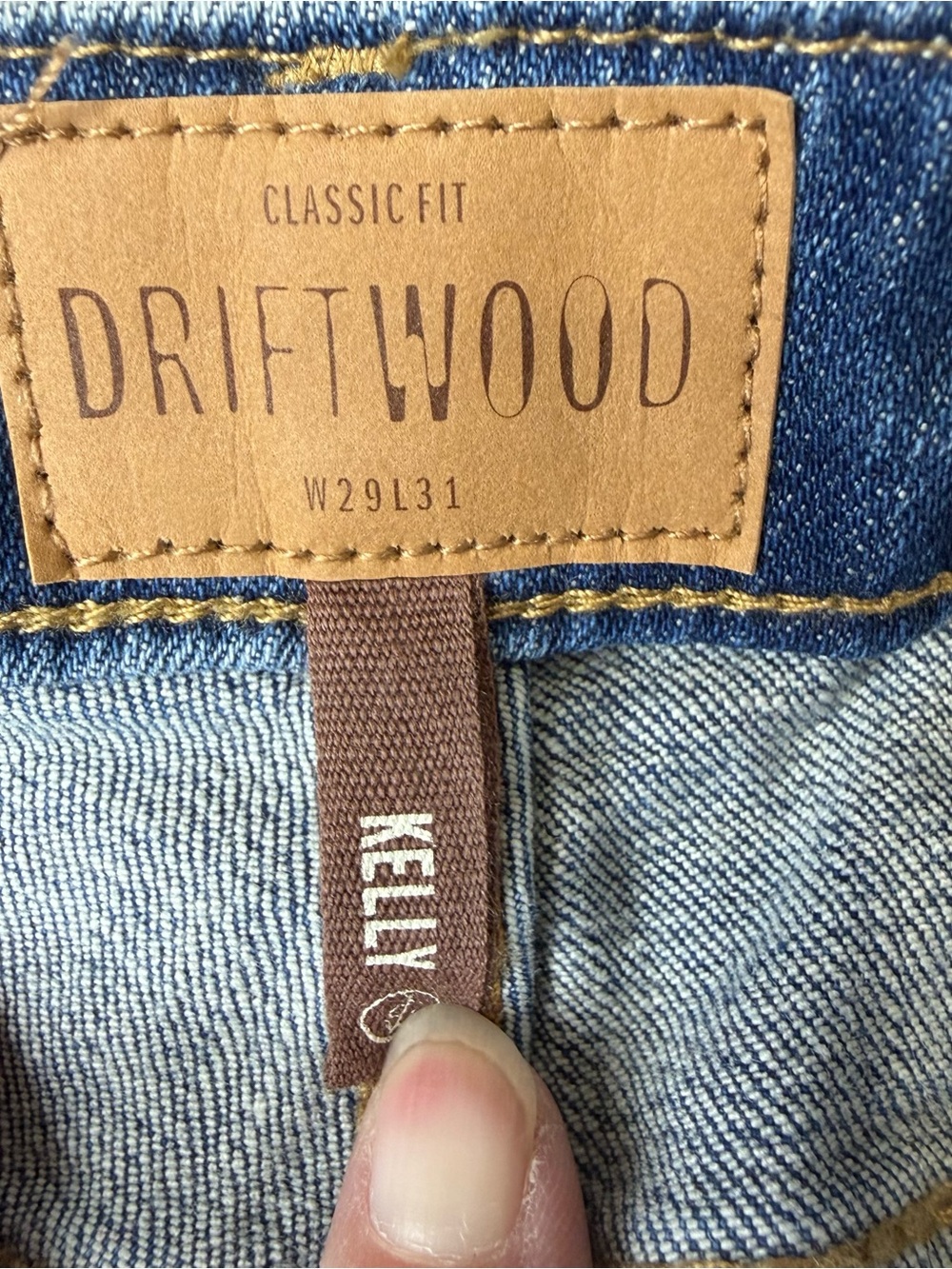 Driftwood Kelly Floral Embroidered Light Blue Women's Jeans, size 29. Like new! - Picture 8 of 8